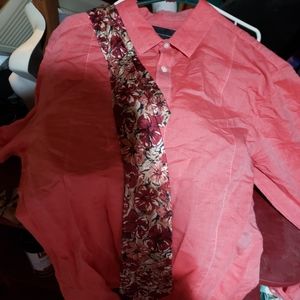 Brand new NYC large dress shirt with matching tie